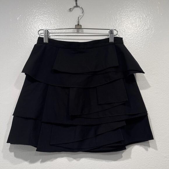 BCBG Maxazria Layered Mini Skirt Women’s Size 0 Black Tiered Y2K Look Boho Arsty - Picture 4 of 7